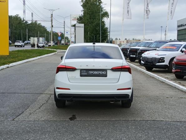 Skoda Rapid II с пробегом 2021 года, цена 1 532 000 рублей, 76120 км, лифтбек, Автокод Объявления
