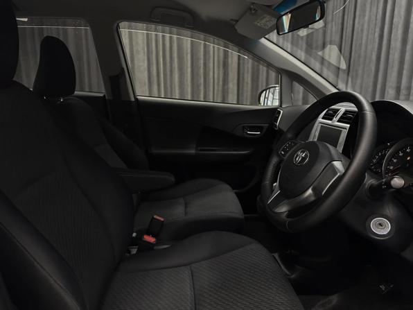 Toyota Ractis II с пробегом 2012 года, цена 1 120 000 рублей, 50000 км, хэтчбек, Автокод Объявления