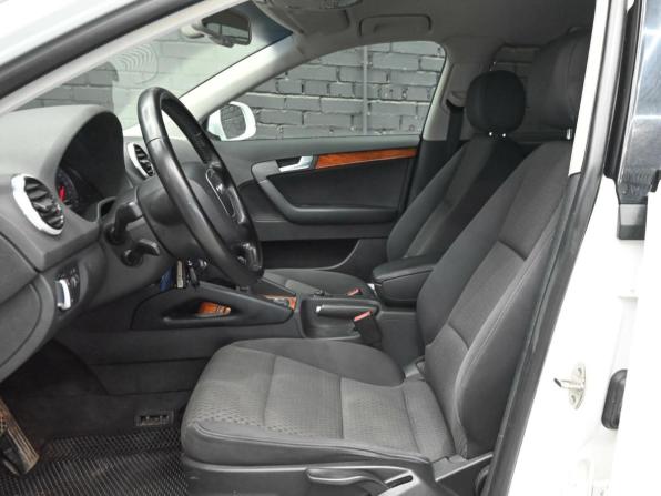 Audi A3 II (8P) Рестайлинг 2 с пробегом 2012 года, цена 985 000 рублей, 168860 км, хэтчбек, Автокод Объявления