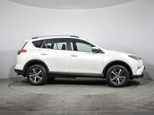 Toyota RAV4 IV (XA40) Рестайлинг с пробегом 2016 года, цена 2 320 000 рублей, 101000 км, внедорожник, Автокод Объявления