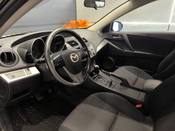 Mazda 3 II (BL) Рестайлинг с пробегом 2011 года, цена 730 000 рублей, 125000 км, седан, Автокод Объявления