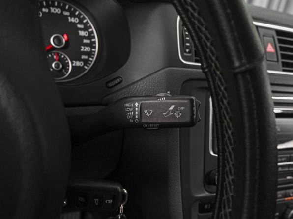 Volkswagen Jetta VI с пробегом 2014 года, цена 1 167 000 рублей, 228318 км, седан, Автокод Объявления