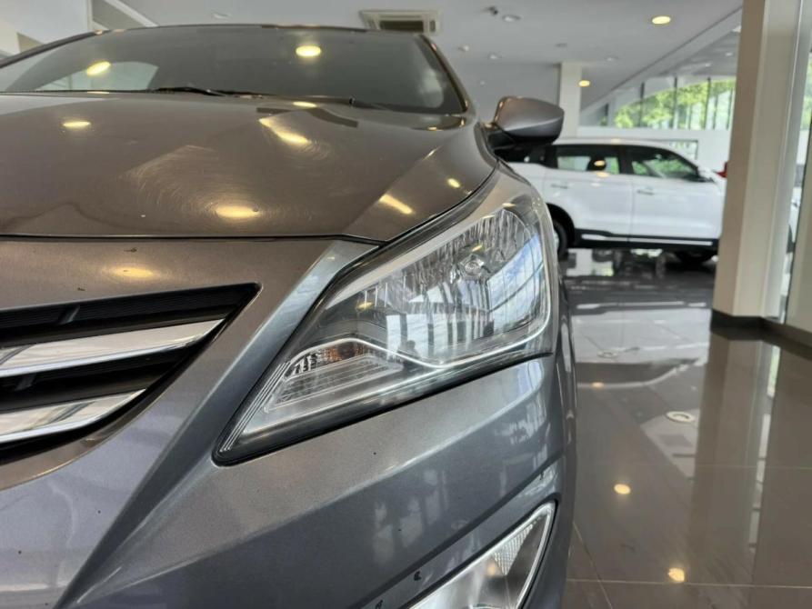 Hyundai Solaris I Рестайлинг Подольск  - изображение 25