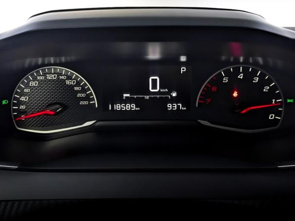 Peugeot 2008 II с пробегом 2021 года, цена 1 770 000 рублей, 118589 км, внедорожник, Автокод Объявления