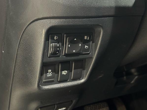 Nissan Juke I с пробегом 2012 года, цена 977 000 рублей, 149967 км, внедорожник, Автокод Объявления