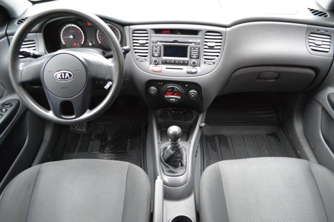 Kia Rio II Рестайлинг с пробегом 2010 года, цена 530 000 рублей, 193389 км, седан, Автокод Объявления