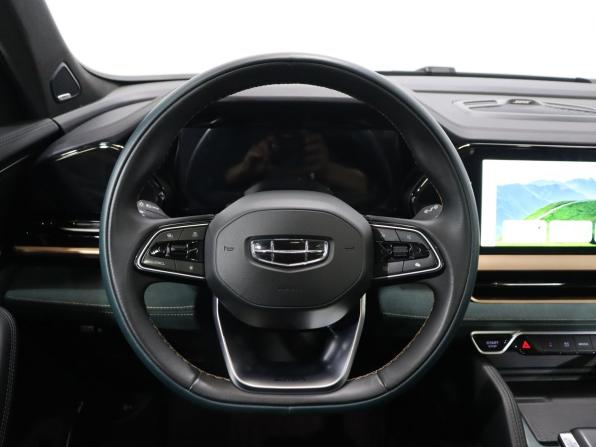 Geely Monjaro I с пробегом 2023 года, цена 3 399 000 рублей, 28500 км, внедорожник, Автокод Объявления