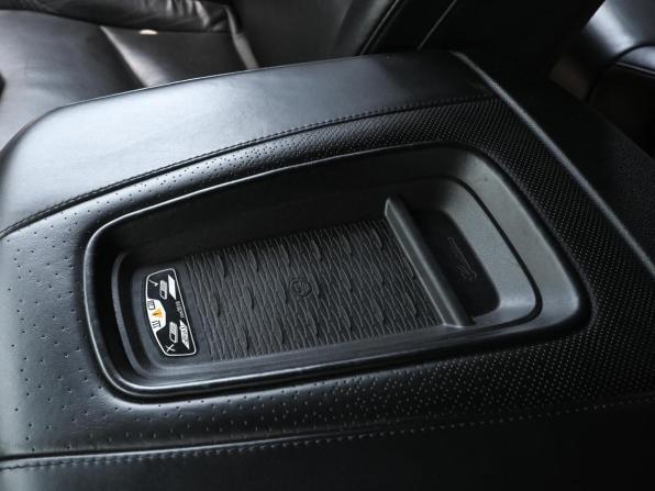 Cadillac Escalade IV с пробегом 2015 года, цена 3 950 000 рублей, 153388 км, внедорожник, Автокод Объявления