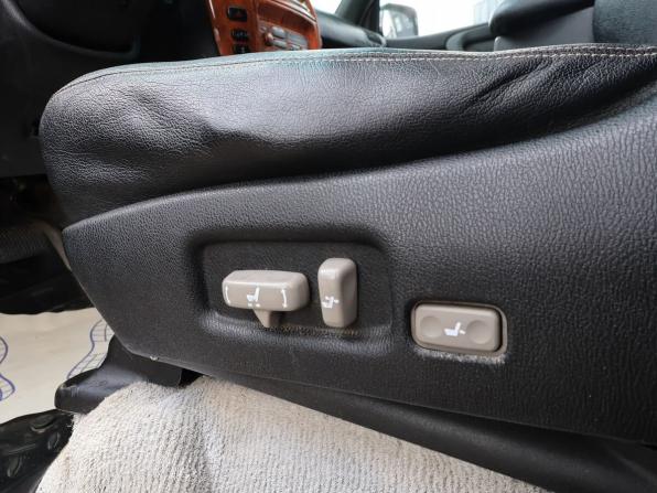 Toyota Land Cruiser 100 Series Рестайлинг 2 с пробегом 2006 года, цена 2 793 000 рублей, 277000 км, внедорожник, Автокод Объявления