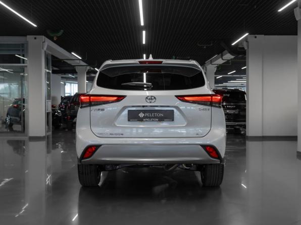 Toyota Highlander IV (XU70) с пробегом 2026 года, цена 5 380 000 рублей, 50 км, внедорожник, Автокод Объявления