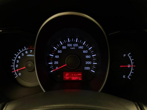 Kia Rio III Рестайлинг с пробегом 2015 года, цена 828 000 рублей, 130368 км, седан, Автокод Объявления