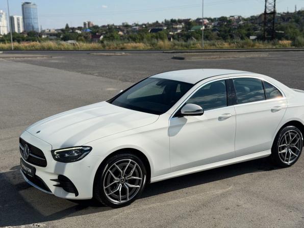 Mercedes-Benz E-Класс V (W213 S213 C238) Рестайлинг с пробегом 2021 года, цена 3 950 000 рублей, 102000 км, седан, Автокод Объявления