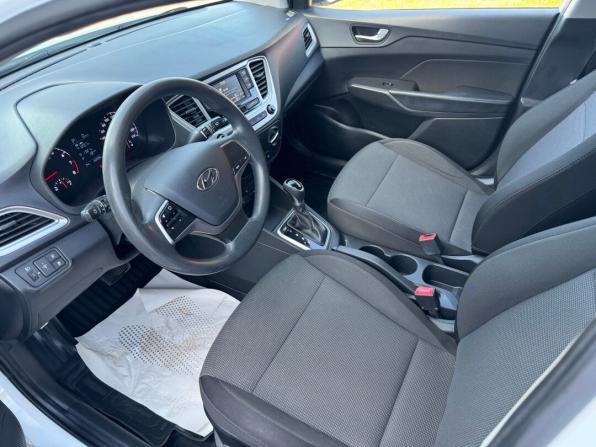 Hyundai Solaris II с пробегом 2019 года, цена 1 499 900 рублей, 60027 км, седан, Автокод Объявления