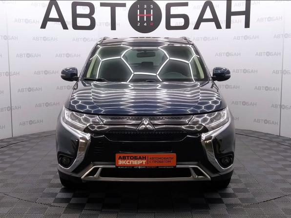 Mitsubishi Outlander III Рестайлинг 3 с пробегом 2022 года, цена 2 555 000 рублей, 41990 км, внедорожник, Автокод Объявления