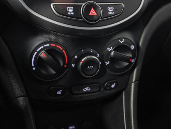 Hyundai Solaris I Рестайлинг с пробегом 2016 года, цена 1 099 000 рублей, 101366 км, седан, Автокод Объявления