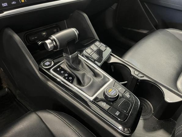 Kia Sportage V с пробегом 2022 года, цена 3 445 600 рублей, 128128 км, внедорожник, Автокод Объявления