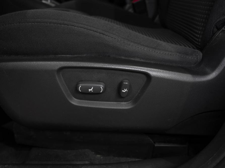 Chevrolet Captiva I Москва  - изображение 18