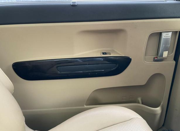 Kia Carnival III с пробегом 2018 года, цена 2 590 000 рублей, 132113 км, минивэн, Автокод Объявления