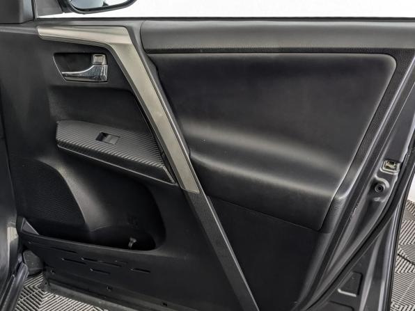 Toyota RAV4 IV (XA40) с пробегом 2013 года, цена 1 930 000 рублей, 137465 км, внедорожник, Автокод Объявления
