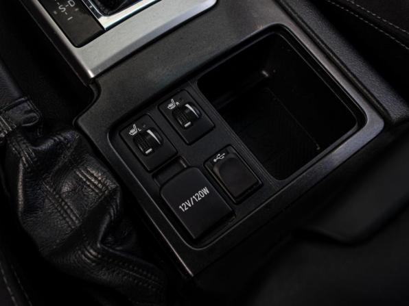 Toyota Land Cruiser Prado 150 Series Рестайлинг 1 с пробегом 2014 года, цена 3 190 000 рублей, 237494 км, внедорожник, Автокод Объявления