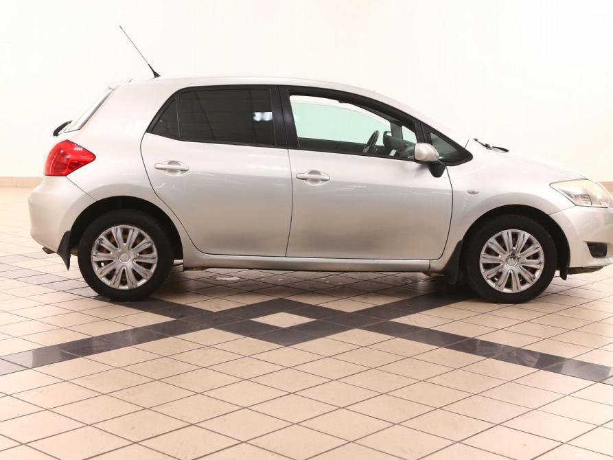 Toyota Auris I Иваново  - изображение 2