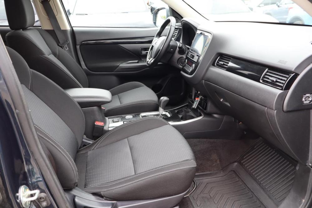 Mitsubishi Outlander III Рестайлинг 3 Санкт-Петербург  - изображение 10