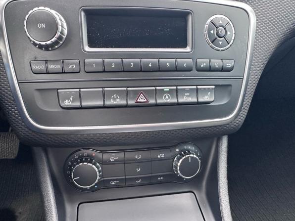 Mercedes-Benz A-Класс III (W176) Рестайлинг с пробегом 2015 года, цена 1 429 000 рублей, 150000 км, хэтчбек, Автокод Объявления