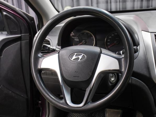 Hyundai Solaris I с пробегом 2011 года, цена 629 000 рублей, 178872 км, седан, Автокод Объявления