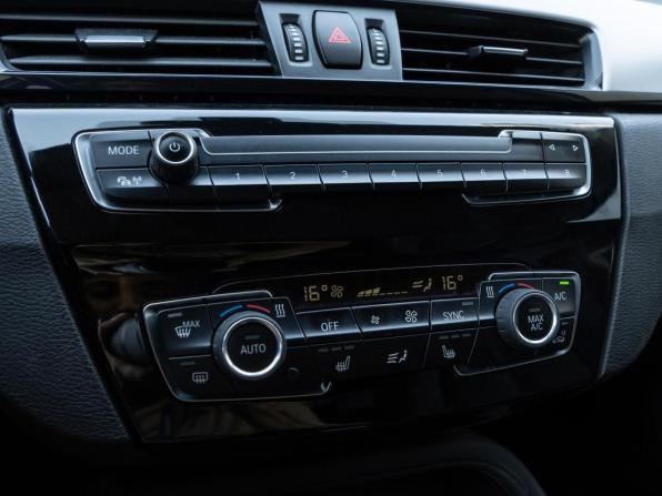 BMW X1 II (F48) с пробегом 2018 года, цена 1 990 000 рублей, 147693 км, внедорожник, Автокод Объявления