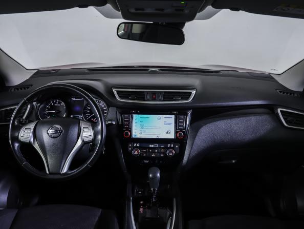 Nissan Qashqai II с пробегом 2018 года, цена 1 568 000 рублей, 112136 км, внедорожник, Автокод Объявления