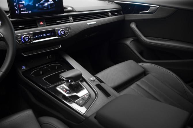Audi A5 II (F5) Рестайлинг с пробегом 2023 года, цена 5 750 000 рублей, 24589 км, лифтбек, Автокод Объявления