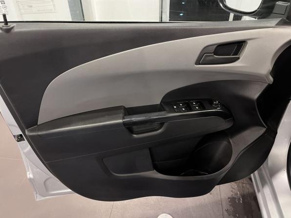 Chevrolet Aveo II с пробегом 2014 года, цена 596 000 рублей, 134718 км, седан, Автокод Объявления