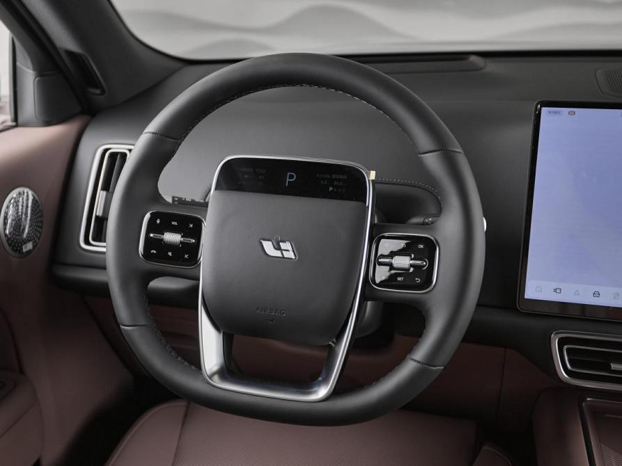 Li Auto (Lixiang) L9 I Рестайлинг Москва  - изображение 17