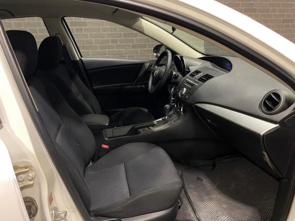 Mazda 3 II (BL) с пробегом 2011 года, цена 929 000 рублей, 175560 км, хэтчбек, Автокод Объявления