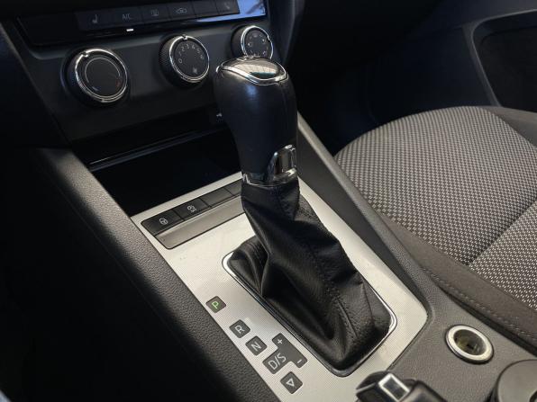 Skoda Octavia III (A7) с пробегом 2014 года, цена 1 087 000 рублей, 175121 км, лифтбек, Автокод Объявления