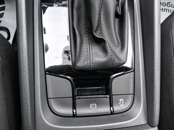 Skoda Karoq I с пробегом 2020 года, цена 2 443 000 рублей, 77500 км, внедорожник, Автокод Объявления