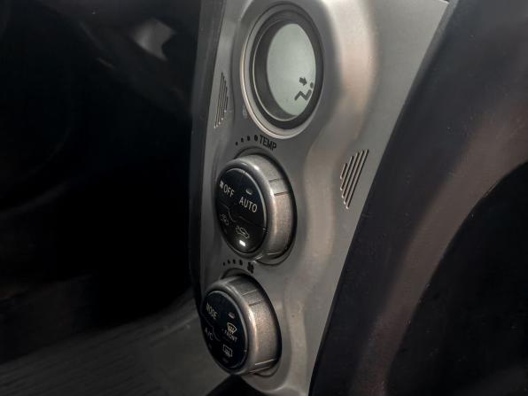 Toyota Yaris II с пробегом 2008 года, цена 549 900 рублей, 168000 км, хэтчбек, Автокод Объявления