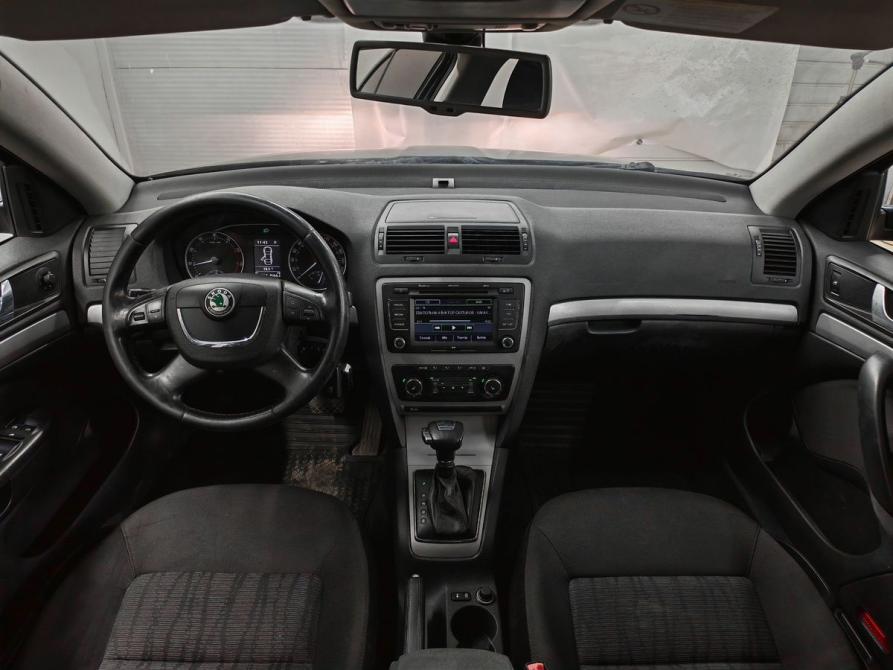 Skoda Octavia II (A5) Рестайлинг Москва  - изображение 11