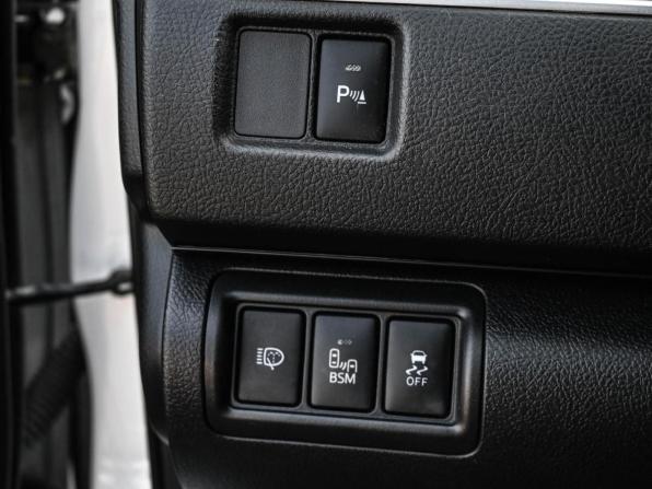 Toyota Camry VII (XV50) Рестайлинг 2 с пробегом 2017 года, цена 2 379 000 рублей, 204338 км, седан, Автокод Объявления