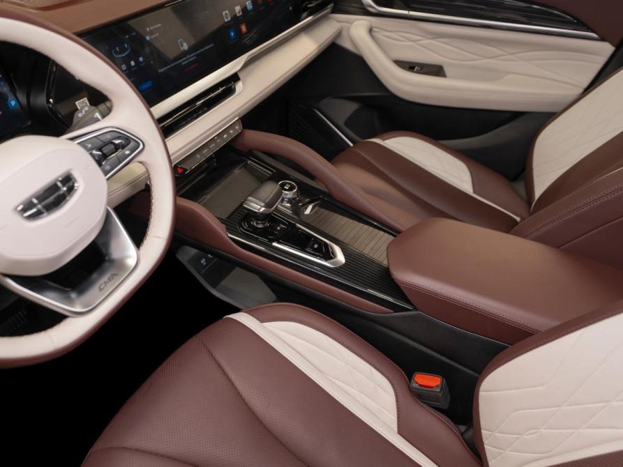 Geely Monjaro I Москва  - изображение 16