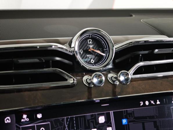 Bentley Bentayga I Рестайлинг с пробегом 2023 года, цена 28 000 000 рублей, 11975 км, внедорожник, Автокод Объявления
