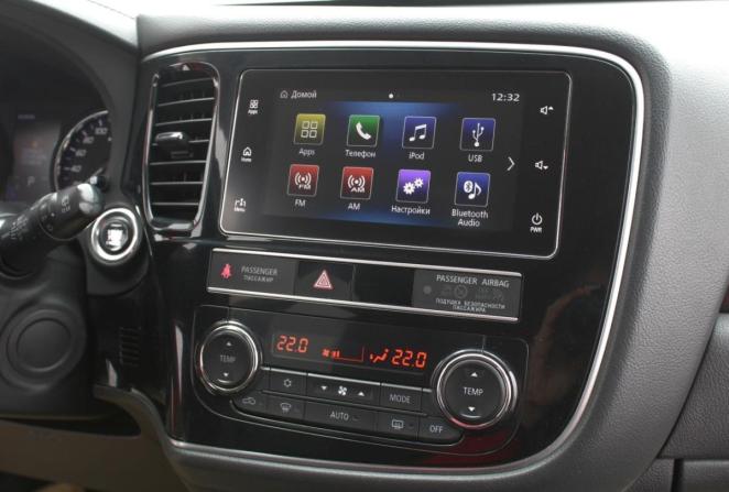 Mitsubishi Outlander III Рестайлинг 3 с пробегом 2019 года, цена 1 830 000 рублей, 304554 км, внедорожник, Автокод Объявления