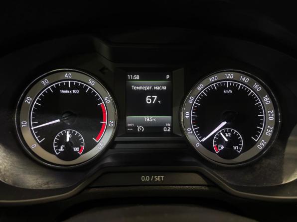 Skoda Octavia III (A7) Рестайлинг с пробегом 2017 года, цена 1 559 000 рублей, 175000 км, лифтбек, Автокод Объявления