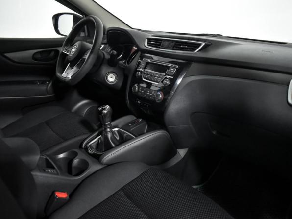 Nissan Qashqai II с пробегом 2018 года, цена 1 345 000 рублей, 90258 км, внедорожник, Автокод Объявления