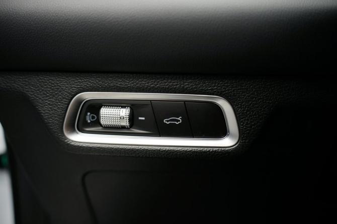 Geely Coolray I Рестайлинг 2 с пробегом 2025 года, цена 2 445 000 рублей, 9200 км, внедорожник, Автокод Объявления