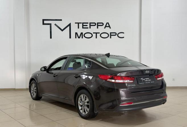 Kia Optima IV с пробегом 2017 года, цена 1 680 000 рублей, 223000 км, седан, Автокод Объявления