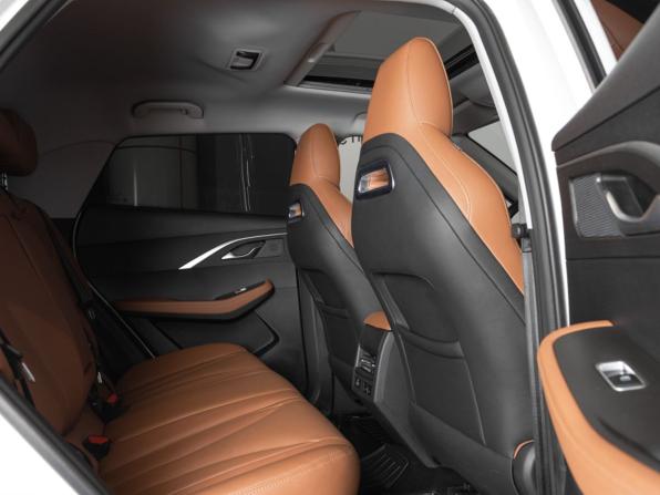 Omoda C5 I с пробегом 2023 года, цена 2 145 500 рублей, 30425 км, внедорожник, Автокод Объявления