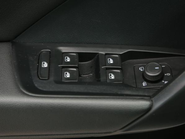 Volkswagen Taos I с пробегом 2021 года, цена 2 255 000 рублей, 100000 км, внедорожник, Автокод Объявления