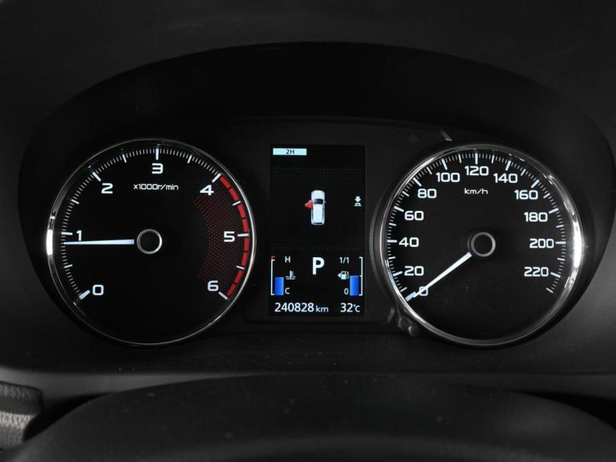 Mitsubishi Pajero Sport III Ростов-на-Дону  - изображение 19