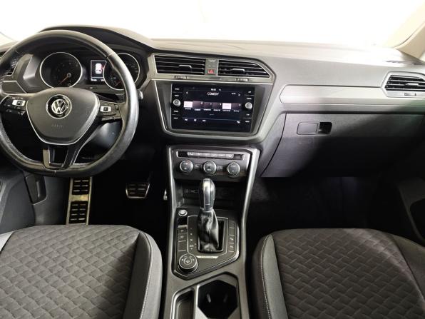 Volkswagen Tiguan II с пробегом 2018 года, цена 1 955 000 рублей, 180000 км, внедорожник, Автокод Объявления